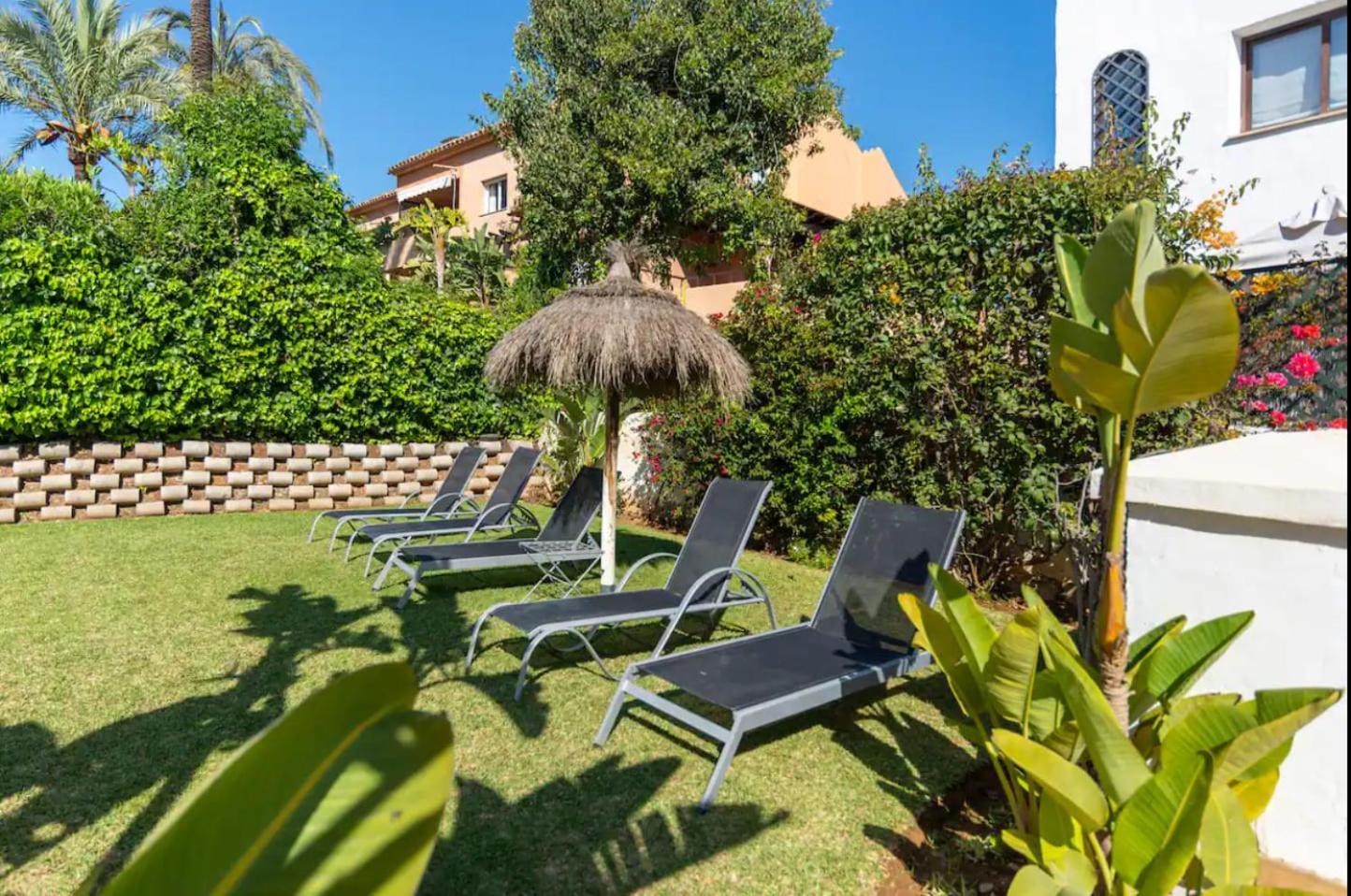 Las Lomas - Pool, Terrace & View มาร์เบยา ภายนอก รูปภาพ